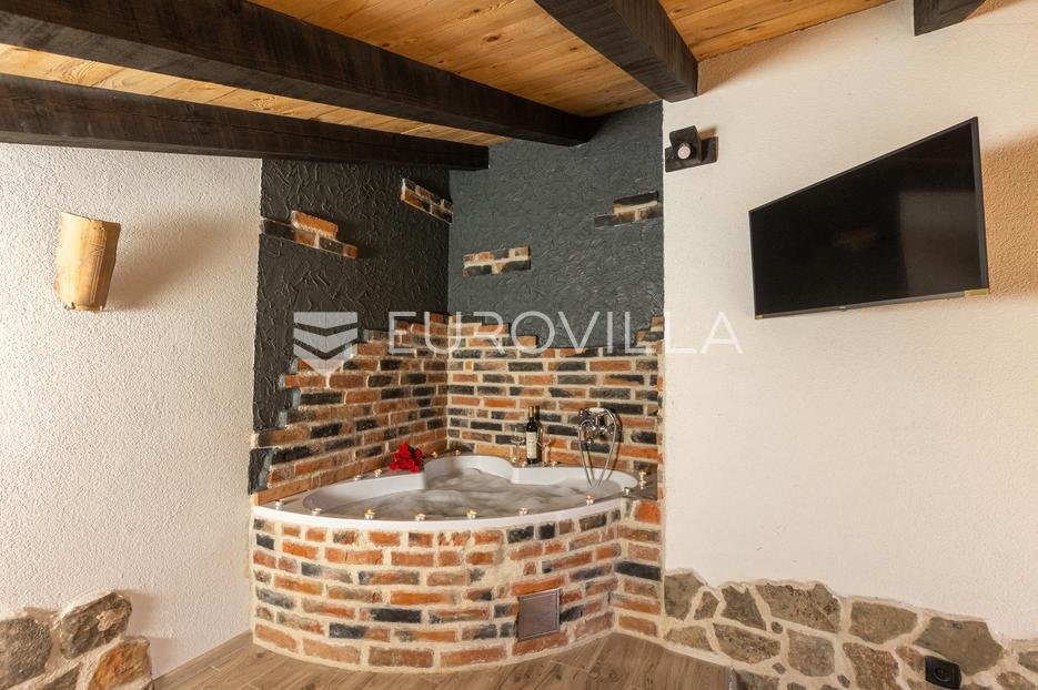 House For sale - Splitsko-dalmatinska Solin - Okolica