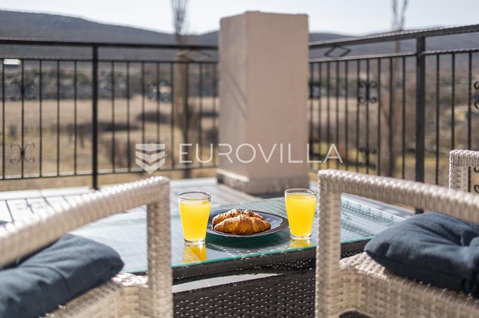 House For sale - Splitsko-dalmatinska Solin - Okolica