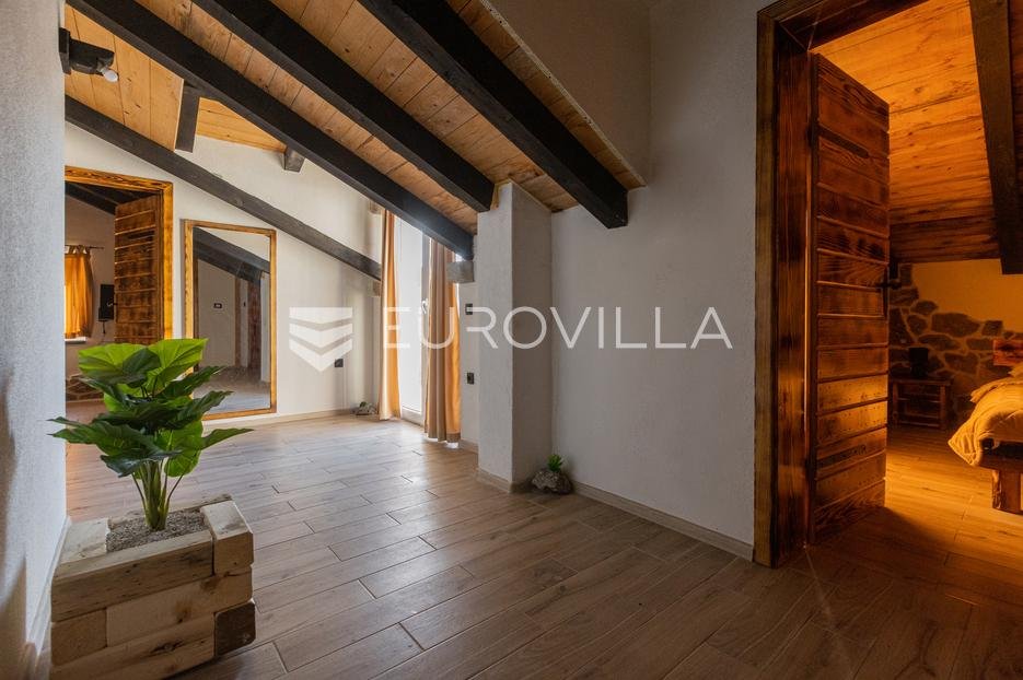 House For sale - Splitsko-dalmatinska Solin - Okolica