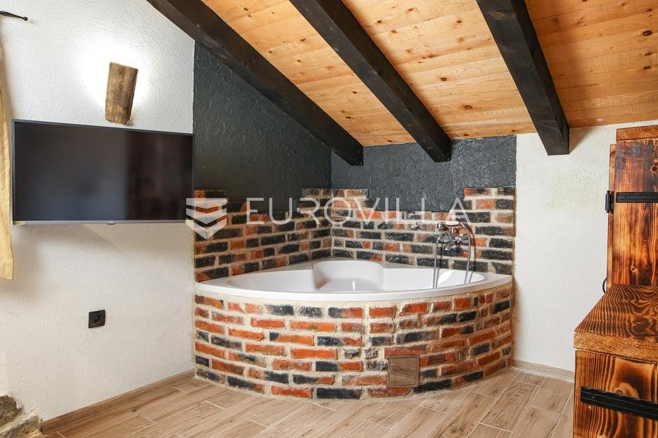 House For sale - Splitsko-dalmatinska Solin - Okolica