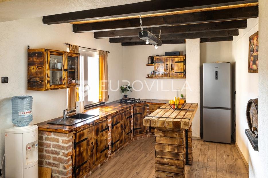 House For sale - Splitsko-dalmatinska Solin - Okolica