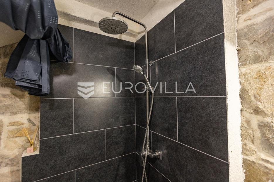 House For sale - Splitsko-dalmatinska Solin - Okolica
