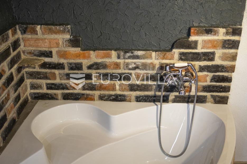 House For sale - Splitsko-dalmatinska Solin - Okolica