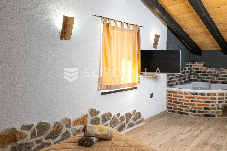 House For sale - Splitsko-dalmatinska Solin - Okolica