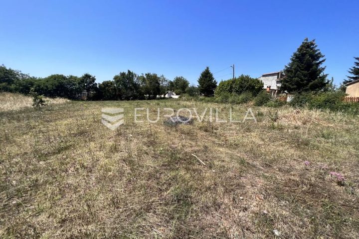 Parcela na predaj 794 m² – Marčana