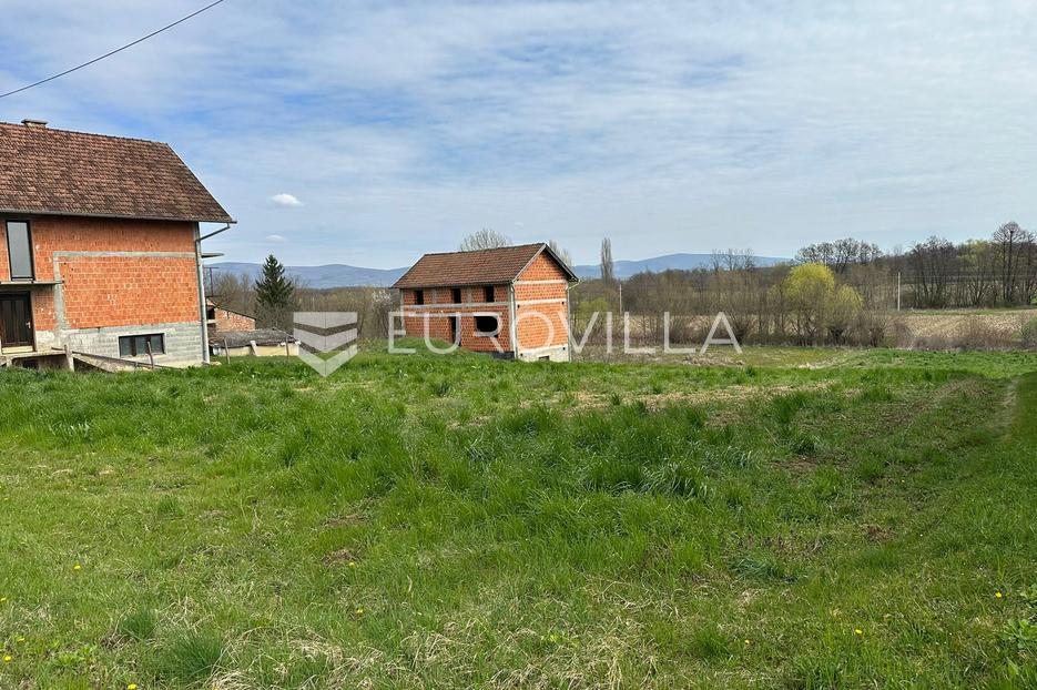 Zemljište Na prodaju -  Požega - Okolica