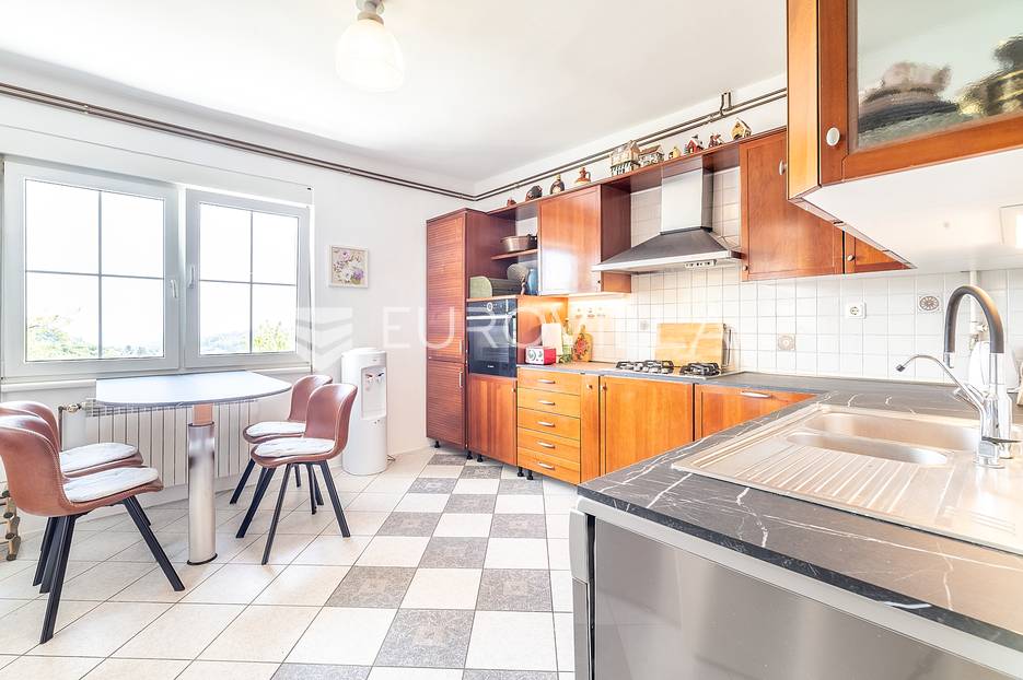 Apartma Na predaj -  Podsljeme