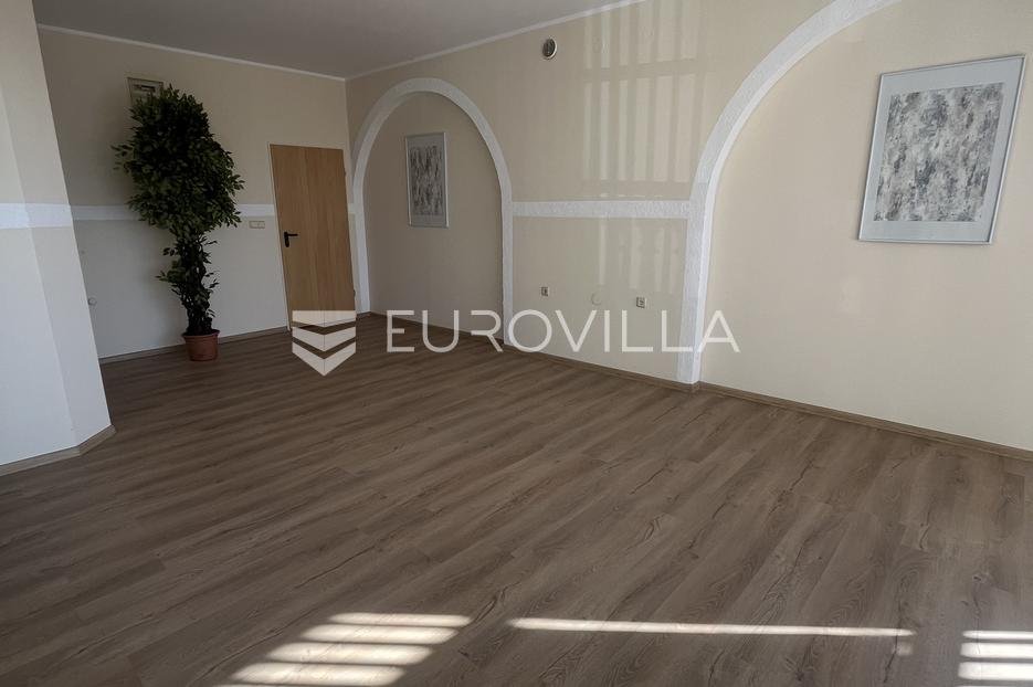 Komerčné Na prenájom - Brodsko-posavska Slavonski Brod - foto 1/2