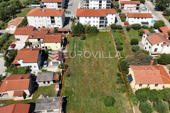 Land for sale 2802 m² – Poreč