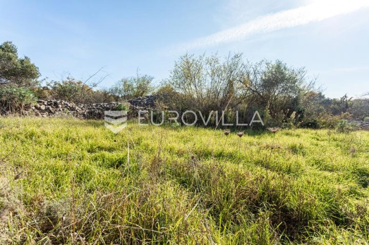 Terreno in vendita 1731 m² – Okrug Gornji