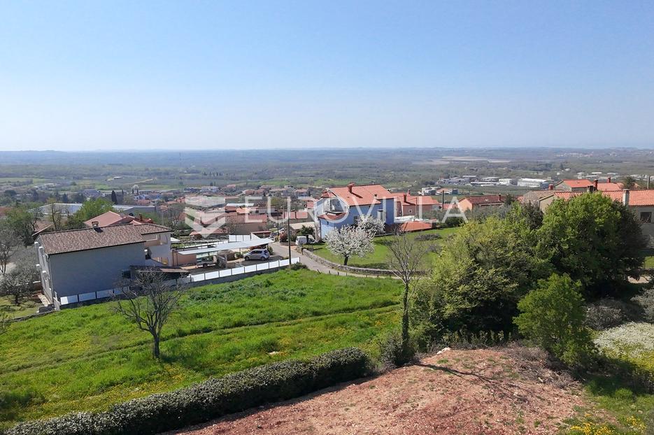 Parcela Naprodaj - Istarska Kaštelir-Labinci
