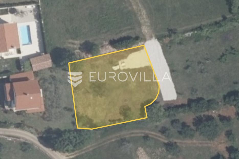 Działka Na sprzedaż -  Kaštelir-Labinci
