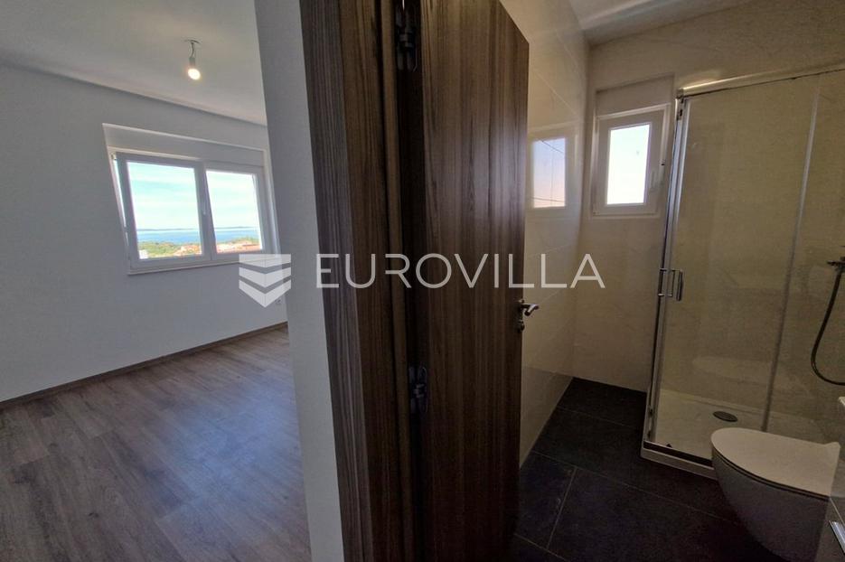 House For sale -  Vir