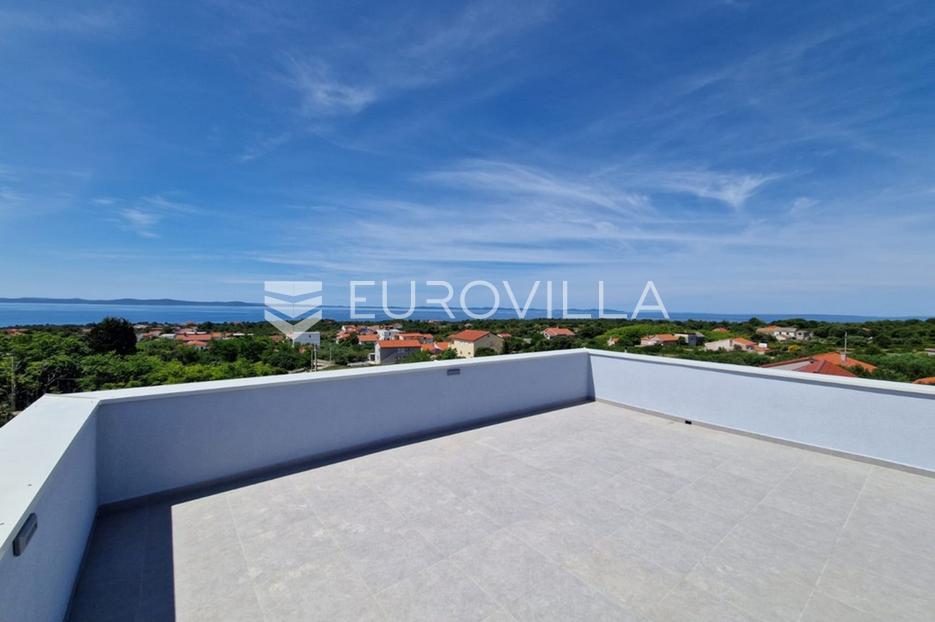 House For sale -  Vir