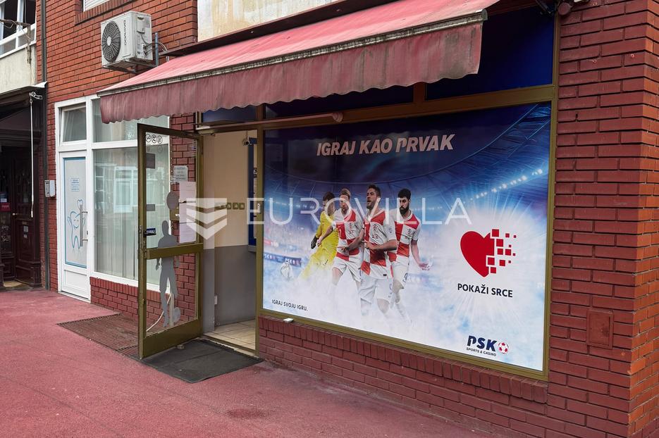 Commerciale In vendita -  Slavonski Brod