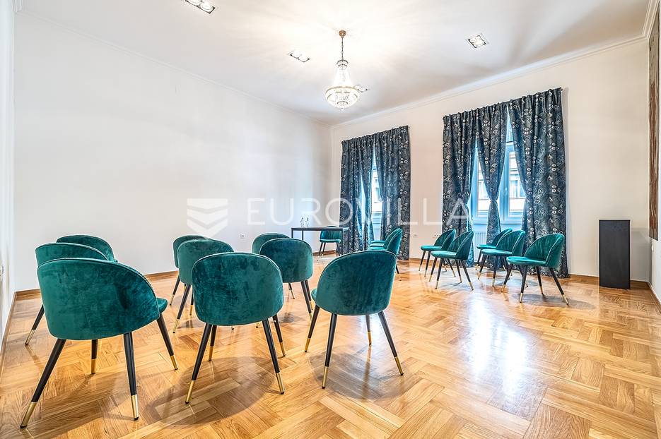 Poslovni prostor Na prodaju -  Donji Grad