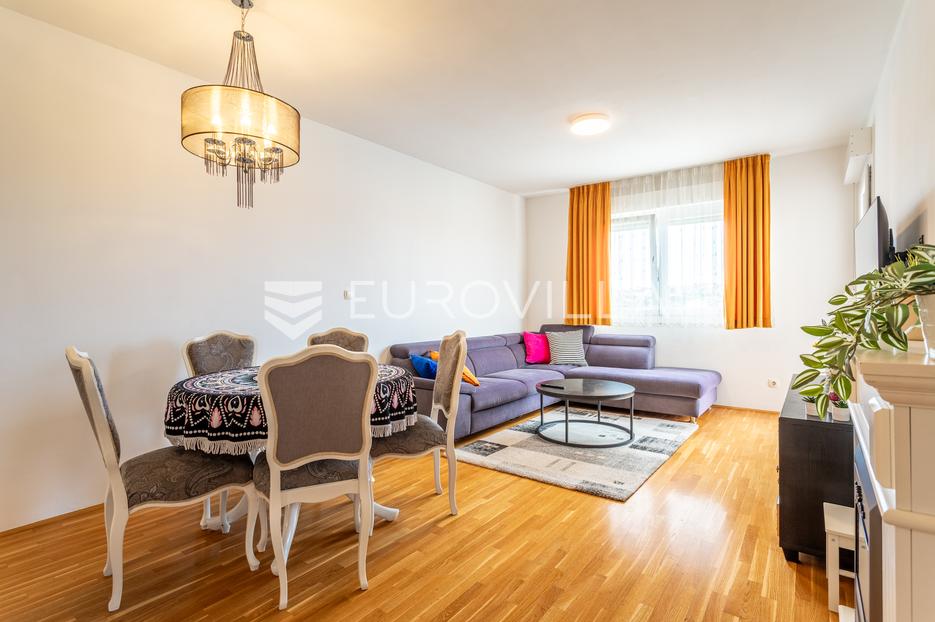 Apartment Zu verkaufen -  Solin