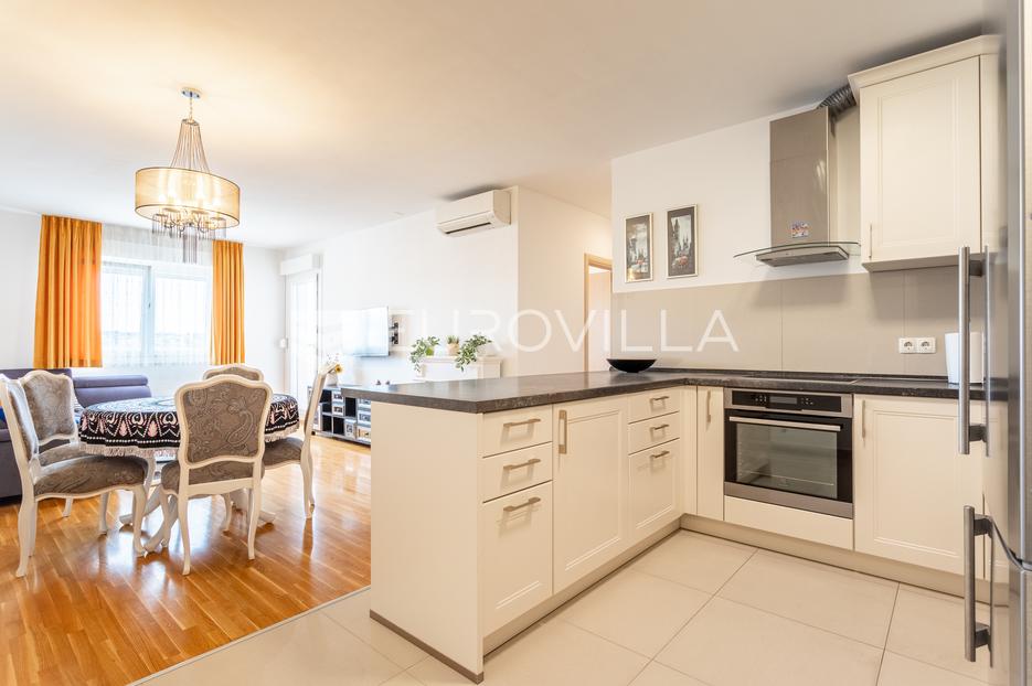 Apartment Zu verkaufen -  Solin