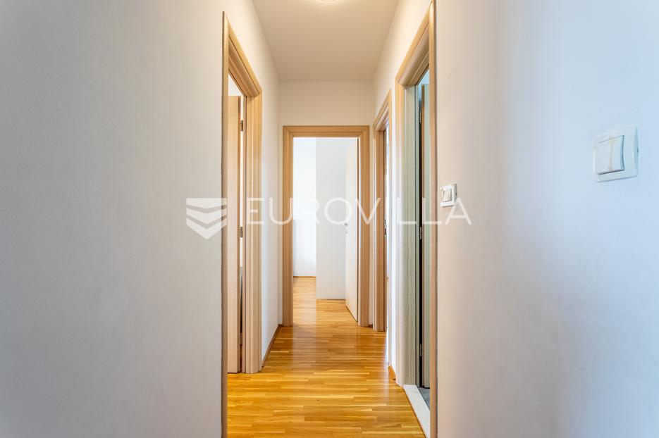 Apartment Zu verkaufen -  Solin