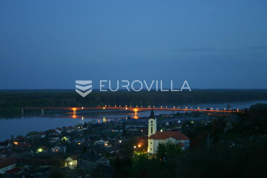 Commerciale In vendita -  Kneževi Vinogradi