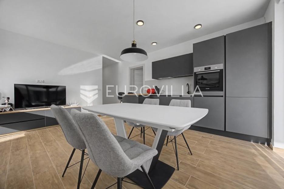 Apartment Zu verkaufen - Istarska Ližnjan - foto 1/18