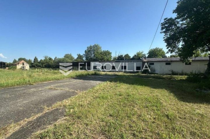 Terreno in vendita 28476 m² – Staro Petrovo Selo