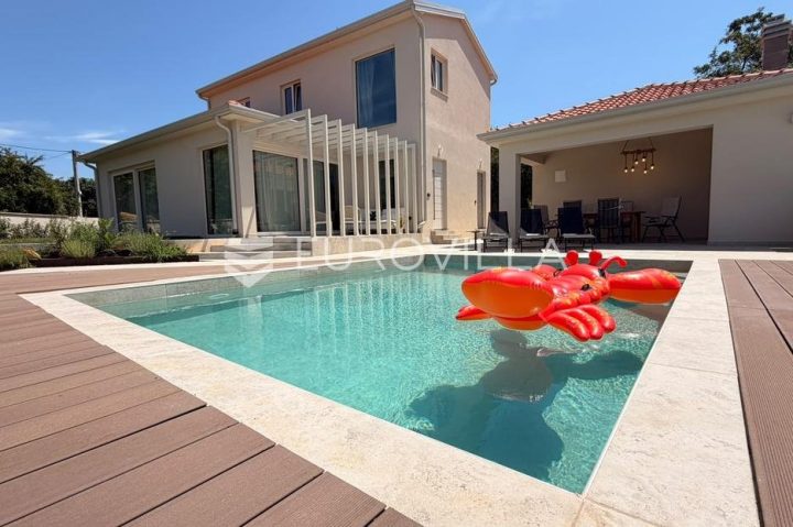 Maison à vendre 140 m² – Šišan