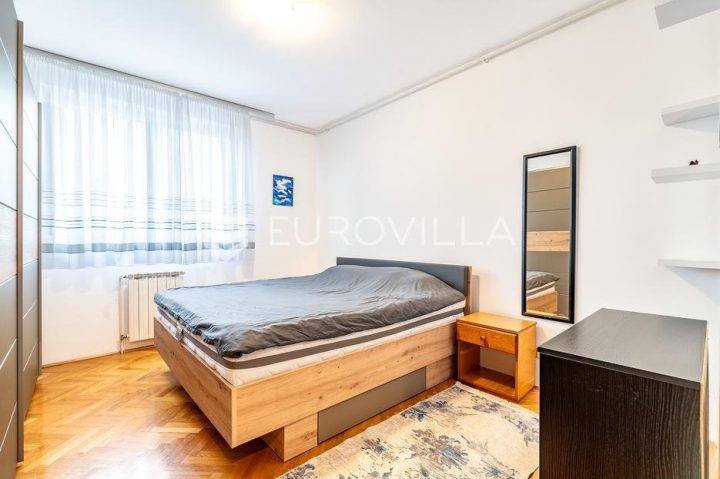 Appartement À louer - Trnje - foto 4/5