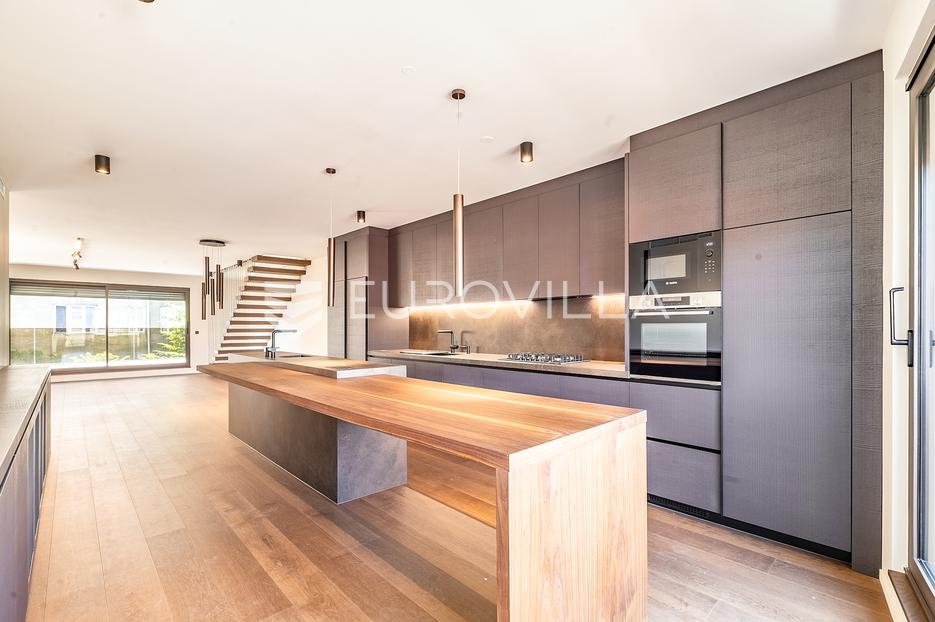 Apartma Na predaj - Grad Zagreb Gornji Grad - Medveščak
