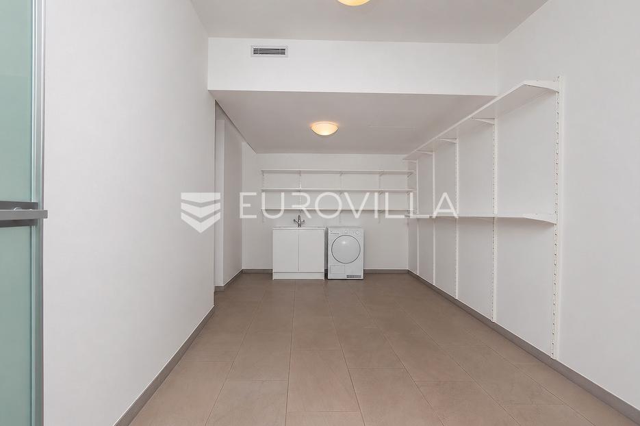 Haus Zu verkaufen -  Opatija - Okolica