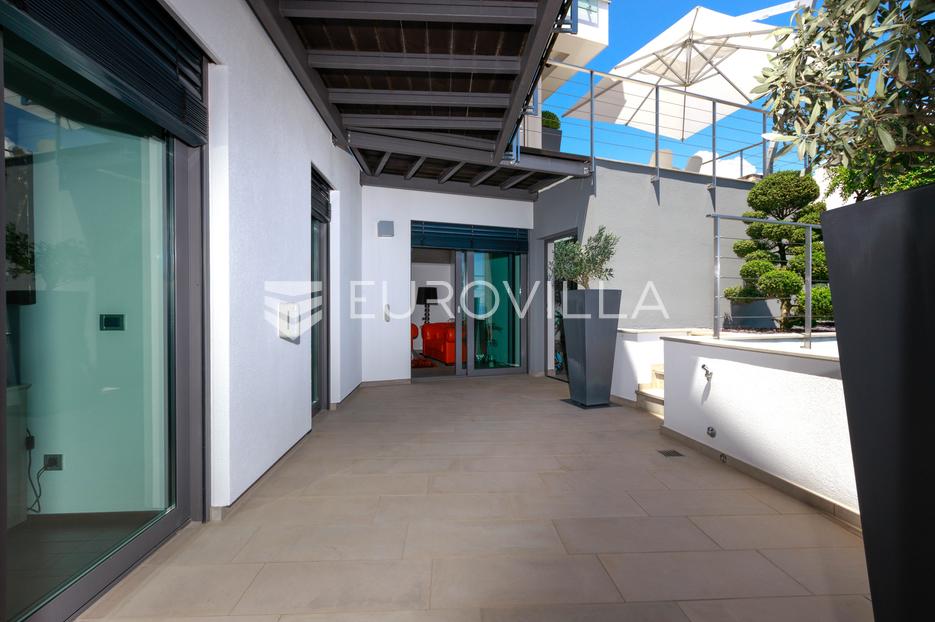 Haus Zu verkaufen -  Opatija - Okolica
