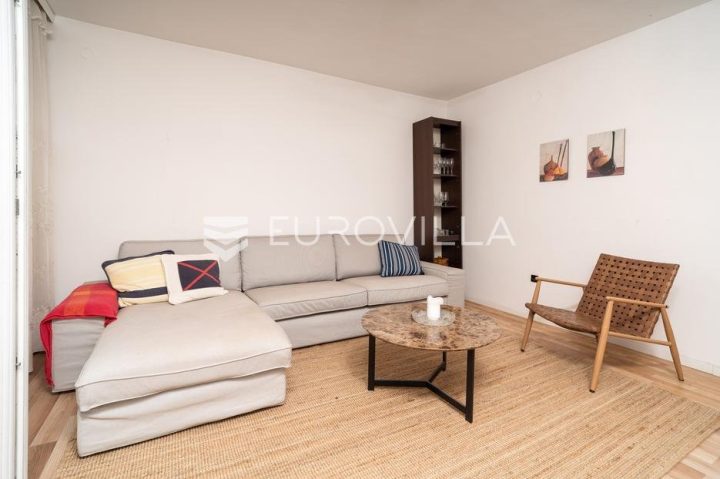 Flat for sale 60 m² – Voštarnica