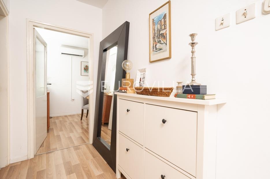 Flat For sale - Zadarska Zadar