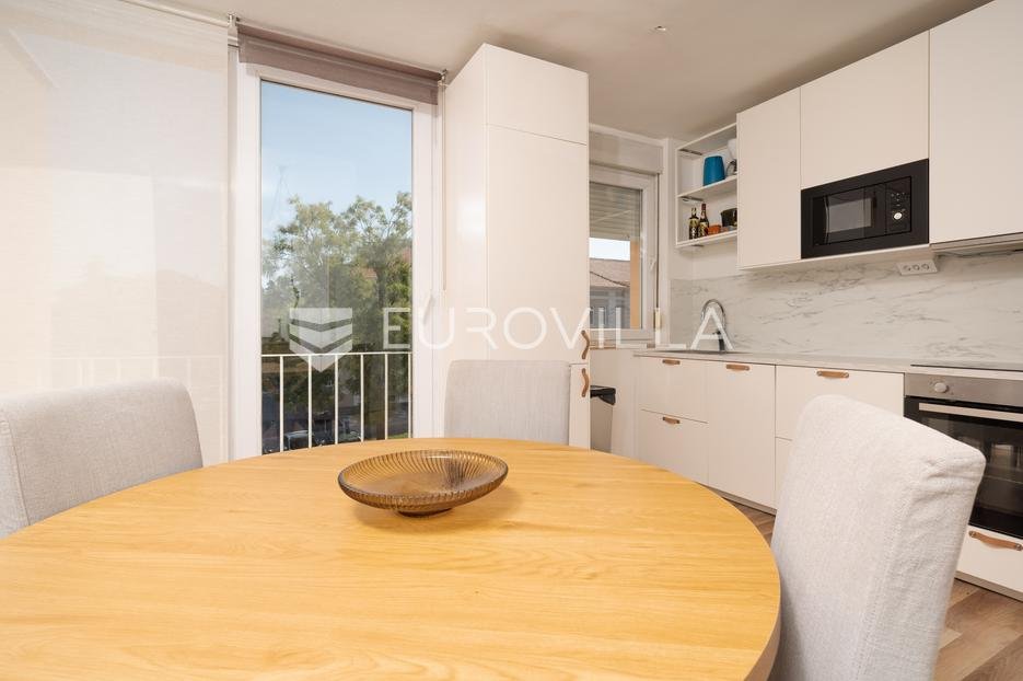 Flat For sale - Zadarska Zadar