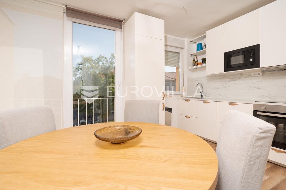 Flat For sale - Zadarska Zadar