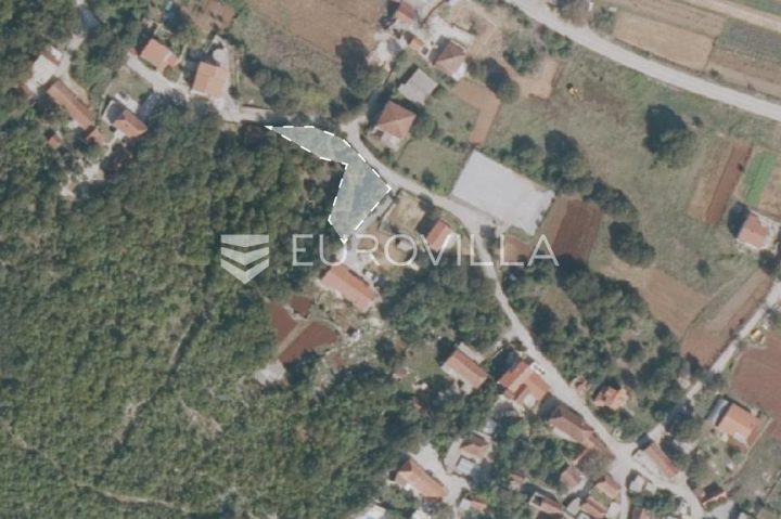 Terrain à vendre 790 m² – Dusina