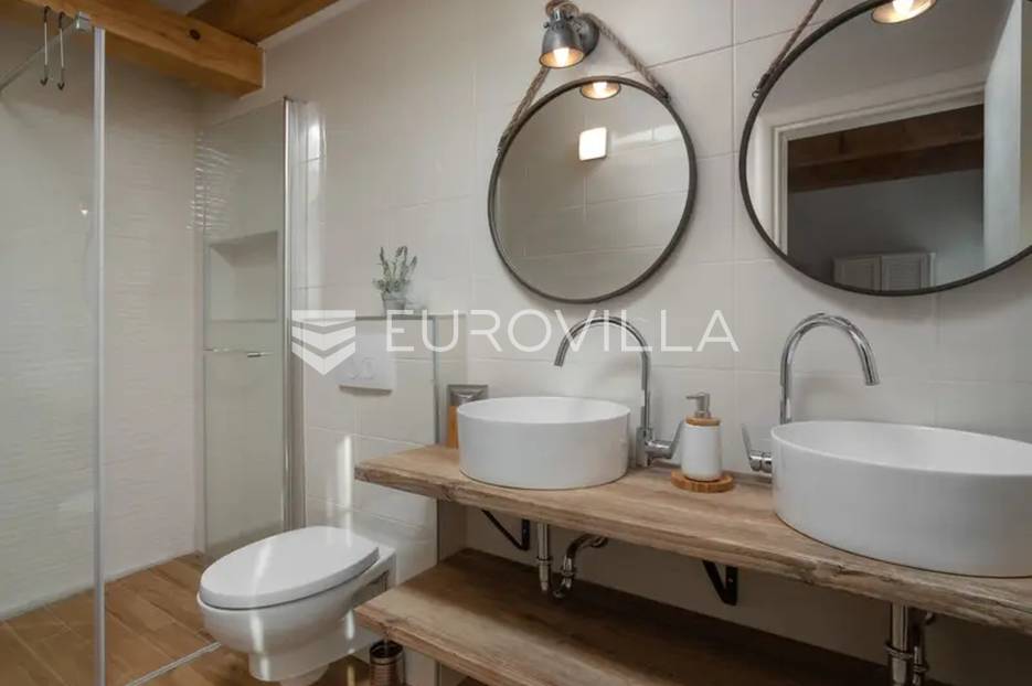 Kuća Na prodaju -  Vinodolska Općina
