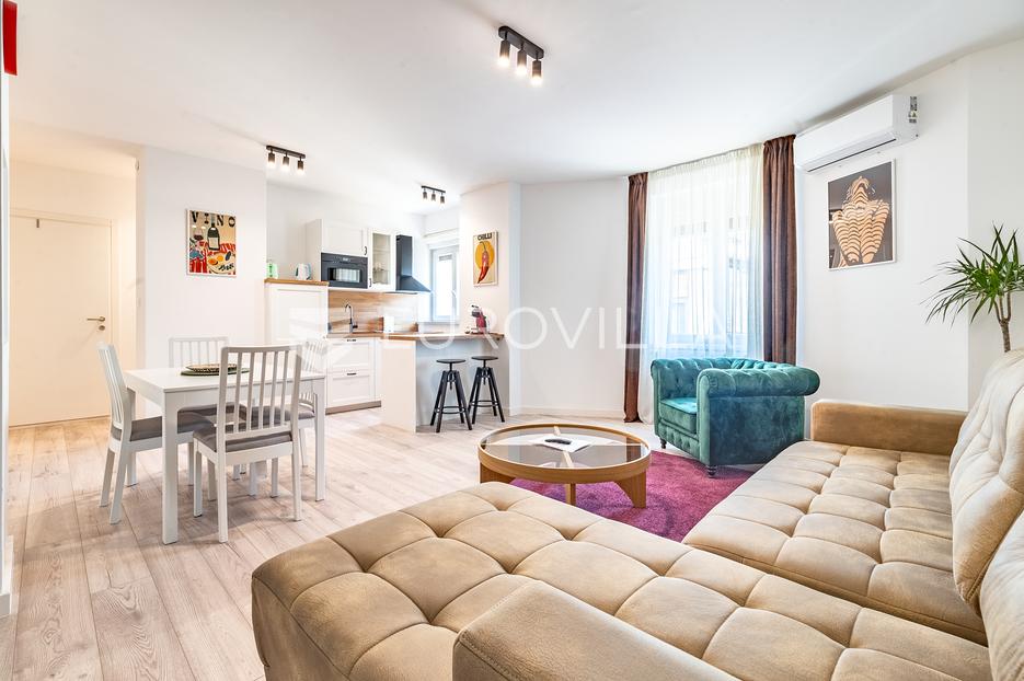 Flat For sale - Donji Grad - foto 1/16