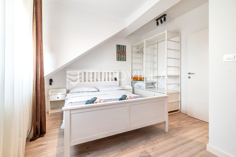 Flat For sale -  Donji Grad
