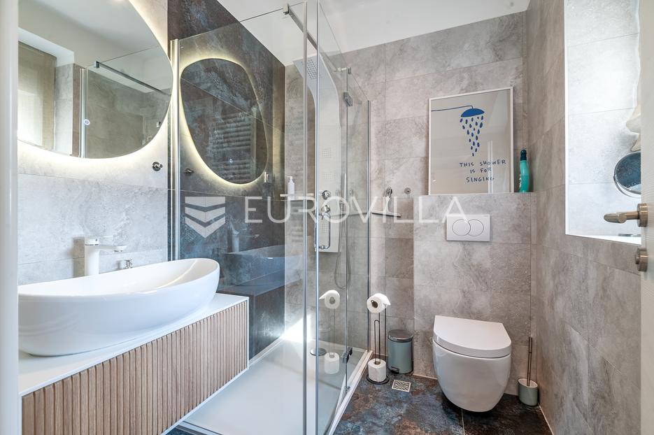 Flat For sale -  Donji Grad