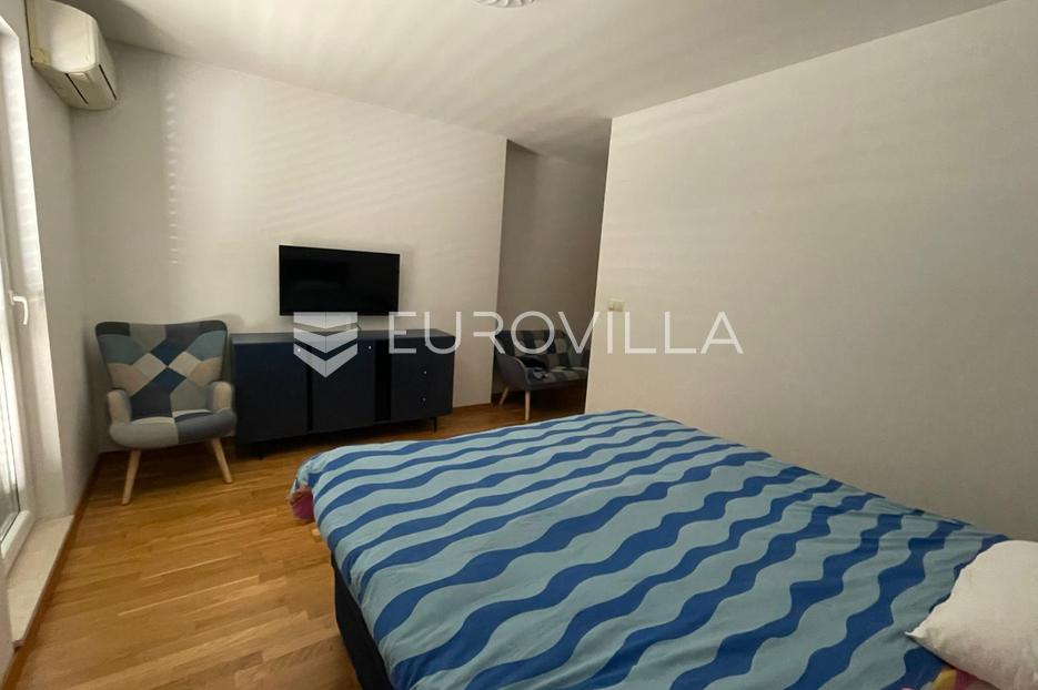 Apartmán Na predaj -  Okrug