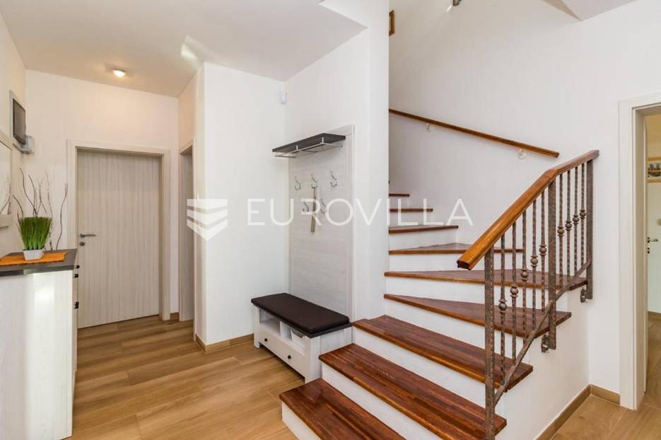 Maison À vendre - Istarska Medulin