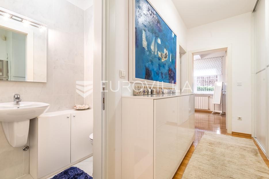 Apartma Naprodaj - Grad Zagreb Gornji Grad - Medveščak
