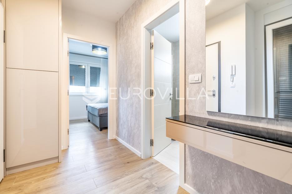 Appartamento In vendita -  Trešnjevka - Sjever