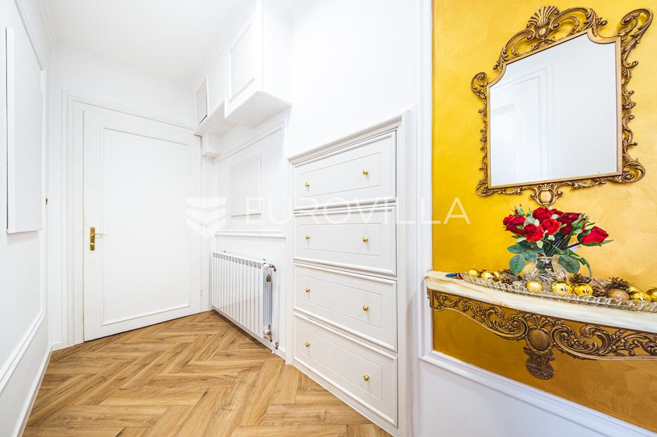 Appartamento In vendita -  Donji Grad