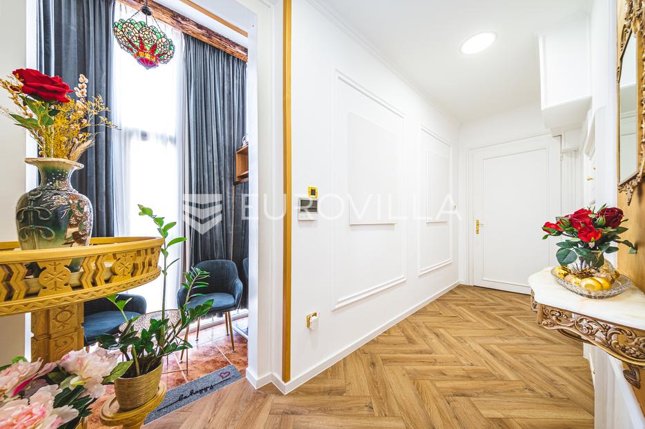 Appartamento In vendita -  Donji Grad