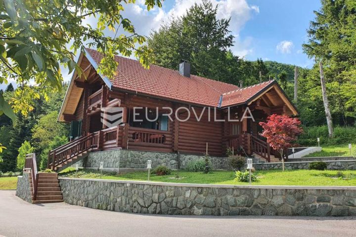 Dom na predaj 174 m² – Hribac