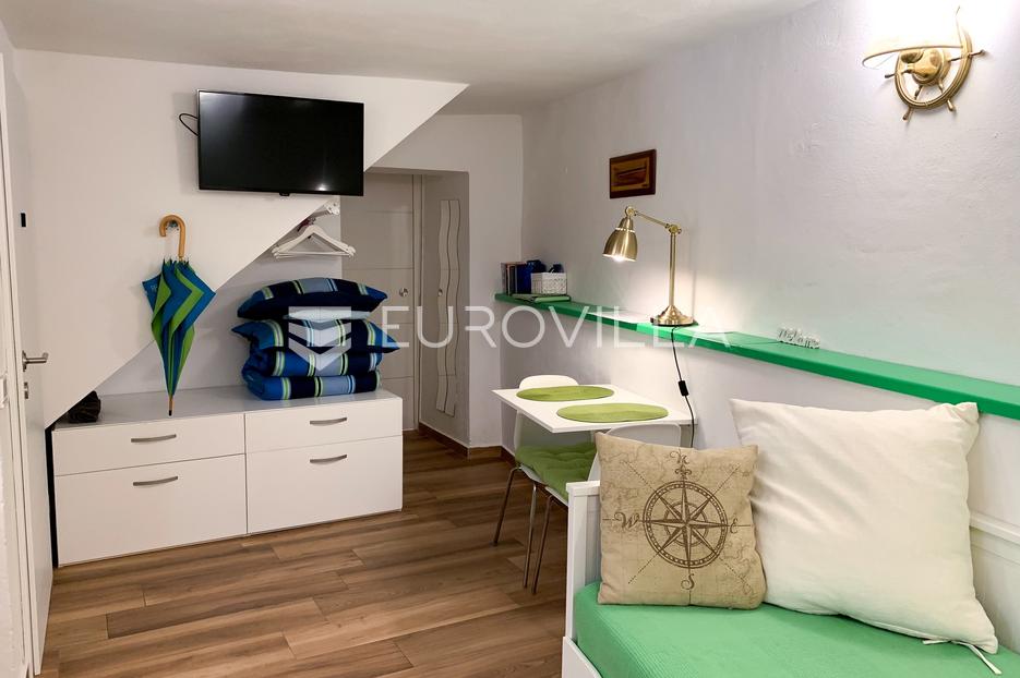 Kuća Na prodaju -  Baška
