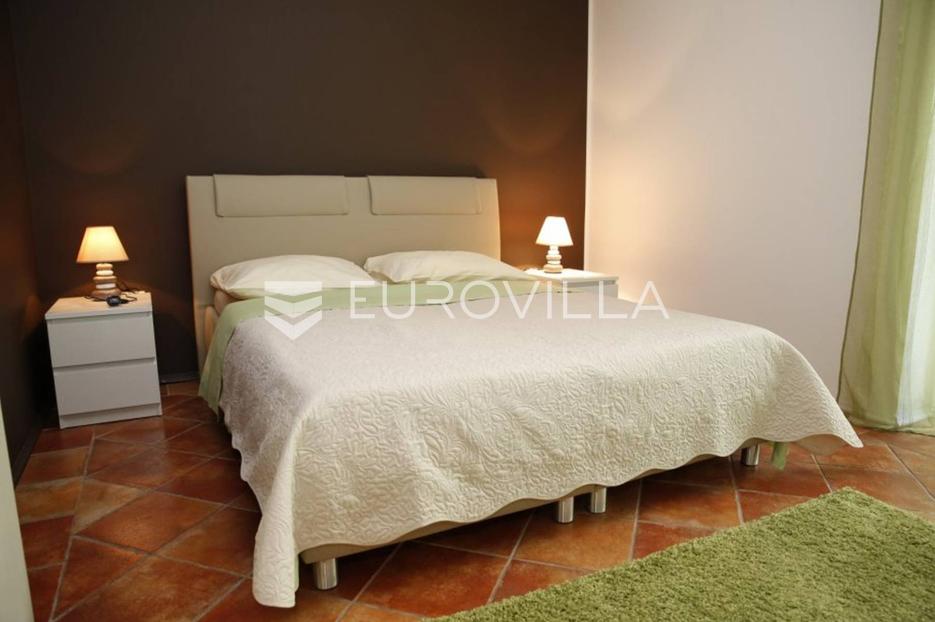 Casa In vendita -  Vodice