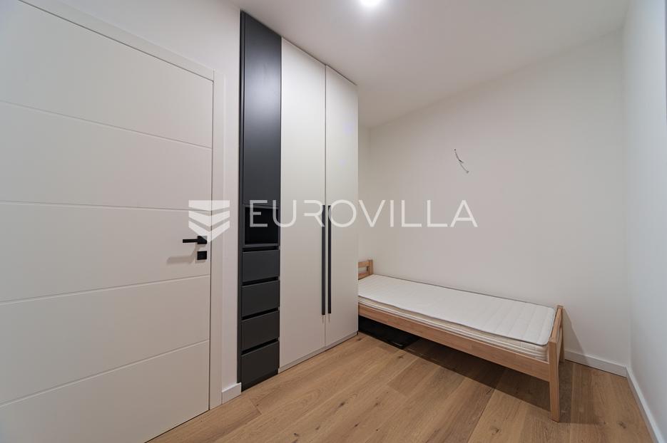 Appartamento In vendita -  Osijek
